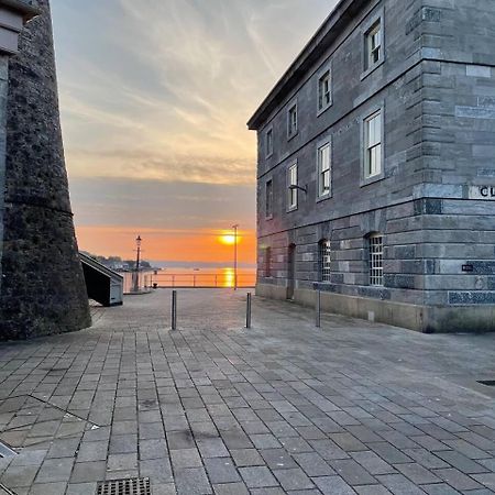 Cozy Coastal Apartment Plymouth Luaran gambar
